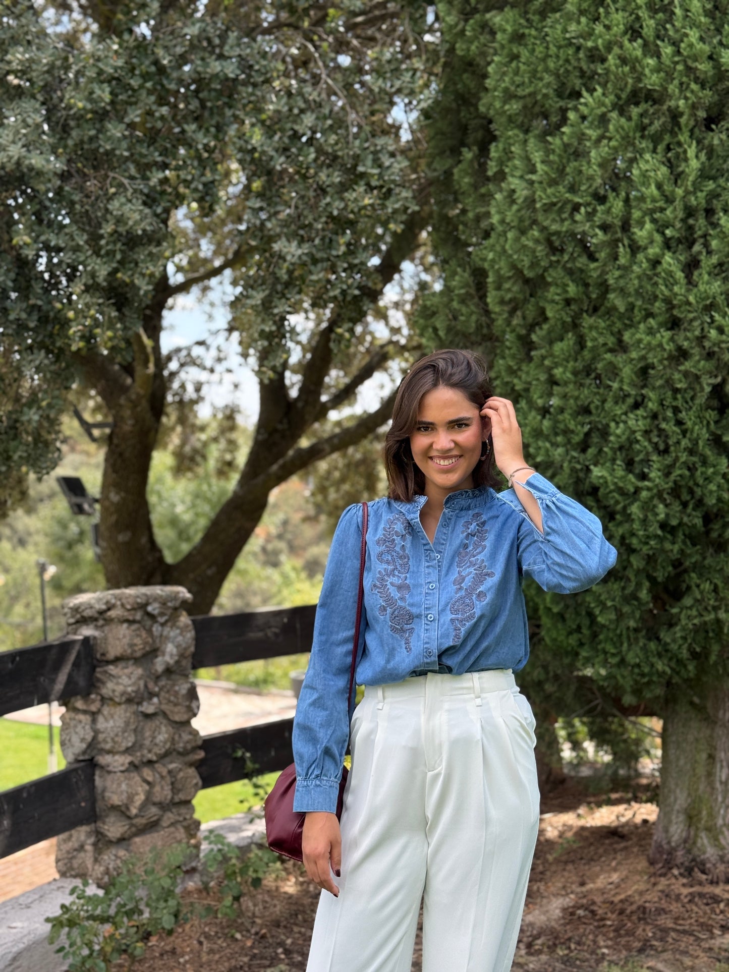 Camisa Denim Bordada