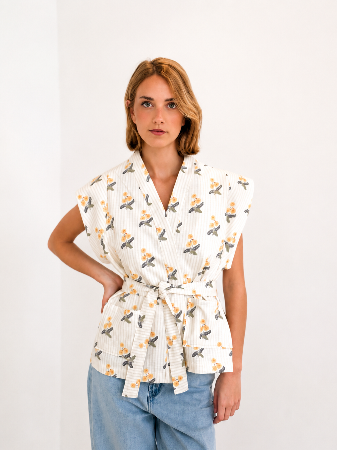 Chaleco Kimono Flores Amarillas