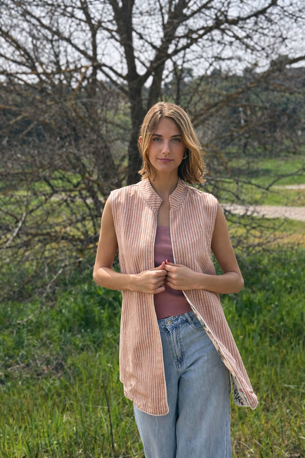 9MÁS5 Green and Rustic Beige Vest