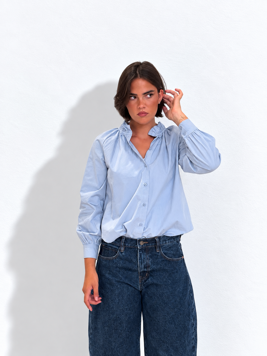 Camisa Azul Cuello Plisado