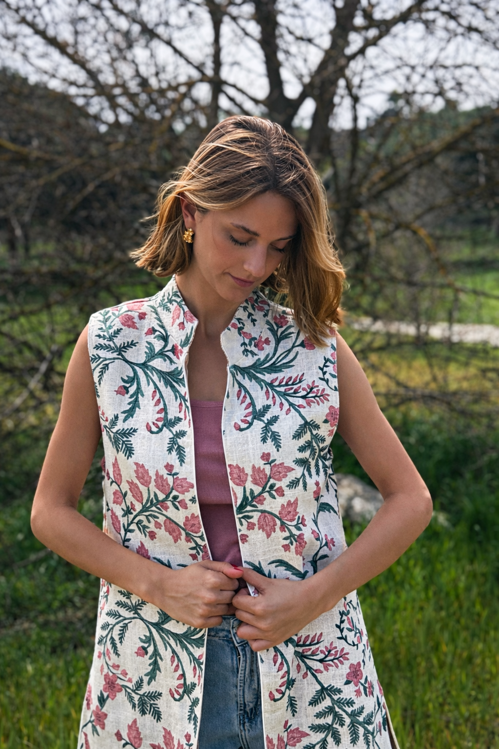 9MÁS5 Green and Rustic Beige Vest