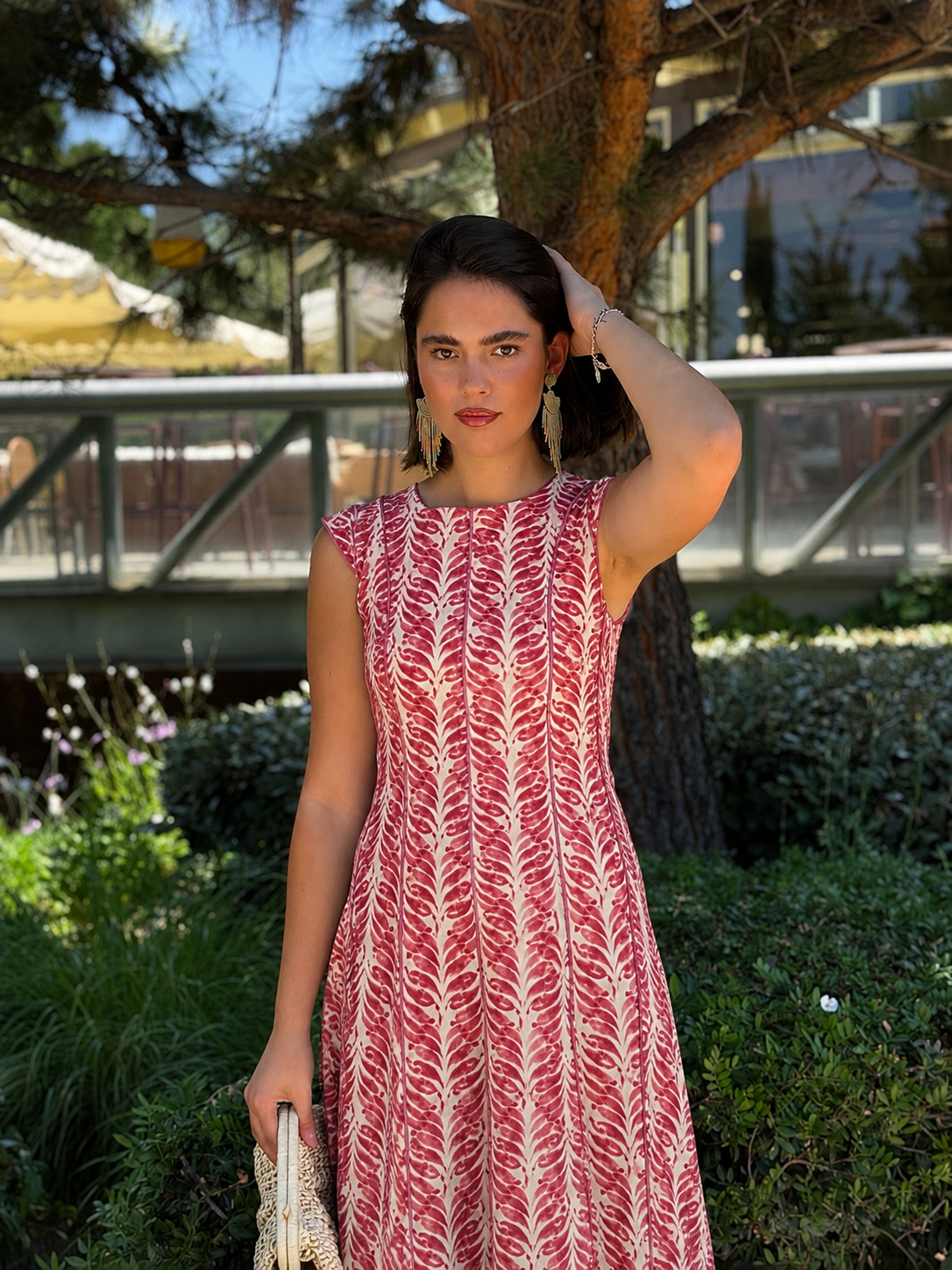 Vestido Más Allá Burdeos