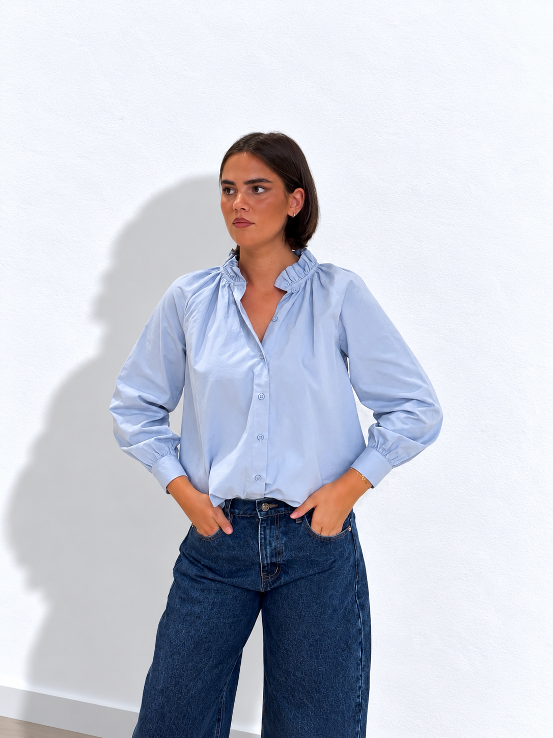Camisa Azul Cuello Plisado