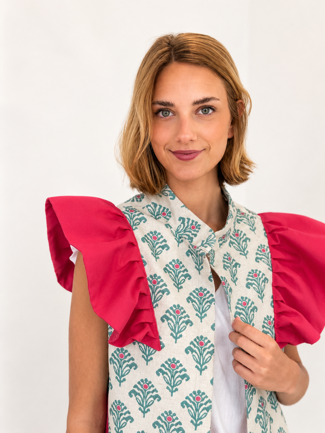 Chaleco 9MÁS5 Ikat Verde y Fucsia