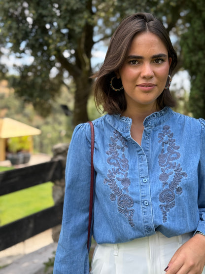 Camisa Denim Bordada