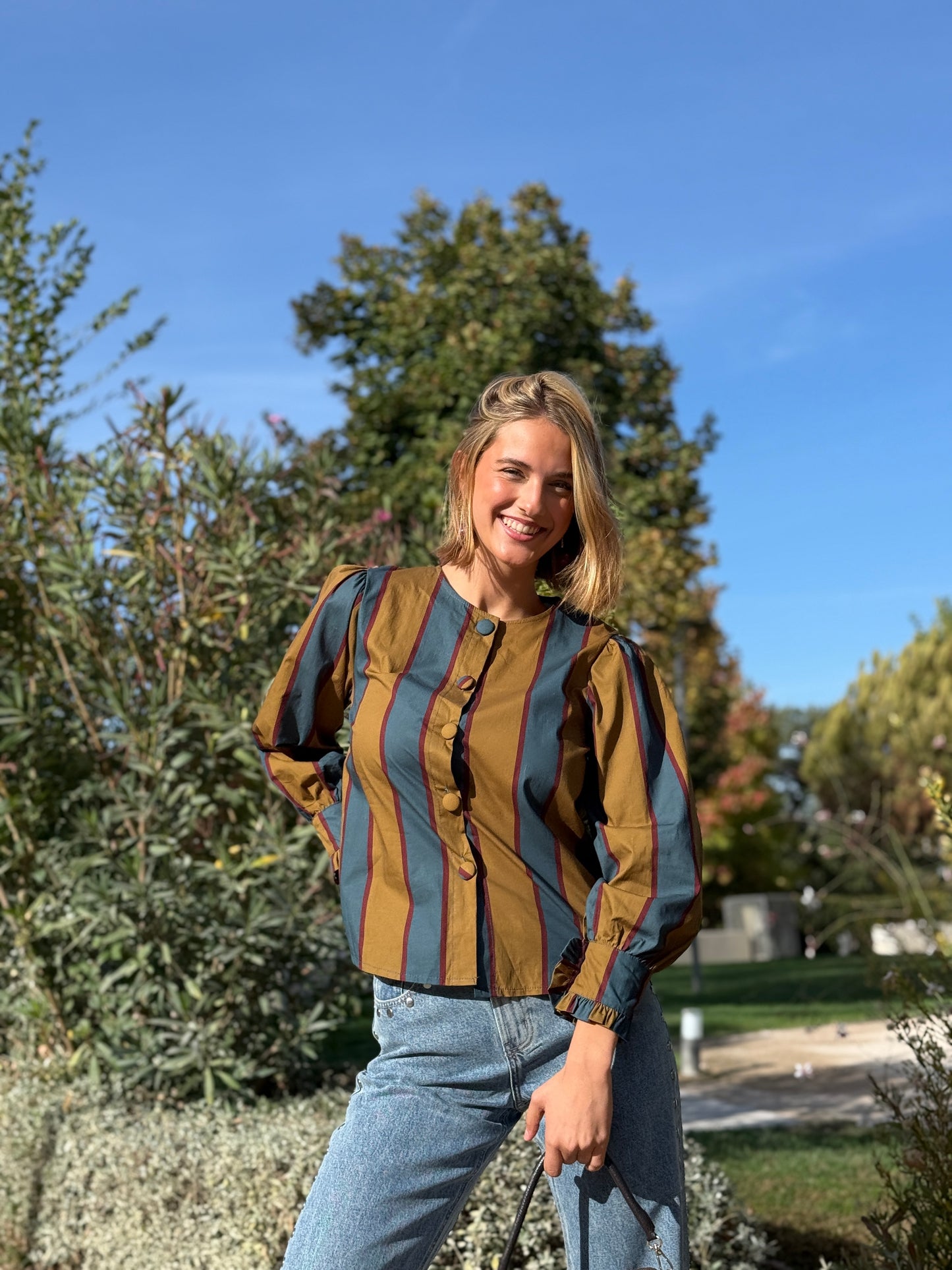 Camisa Nayla Azul Petróleo y Mostaza