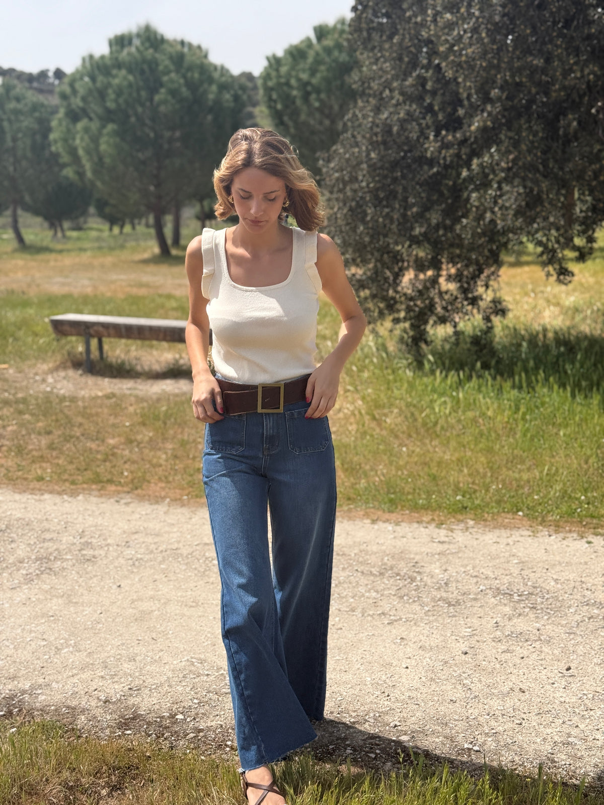 Pantalón Vaquero Oscuro Bolsillos