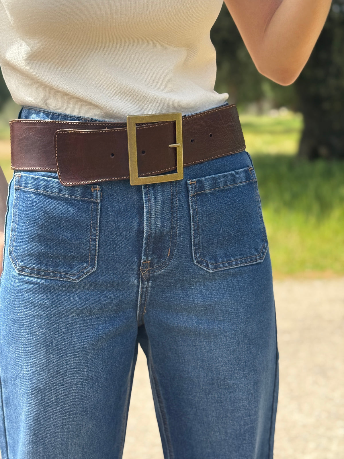 Pantalón Vaquero Oscuro Bolsillos