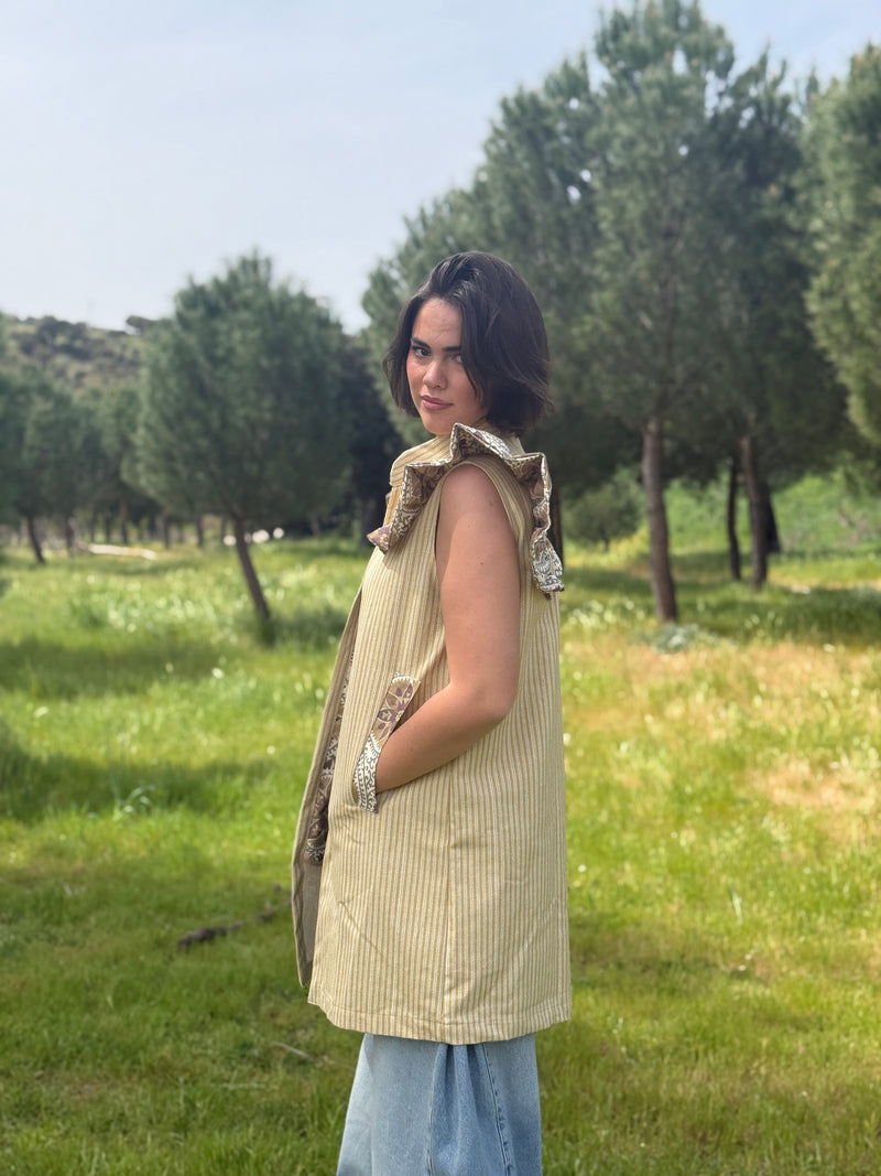 Chaleco 9MÁS5 Rayas Mostaza