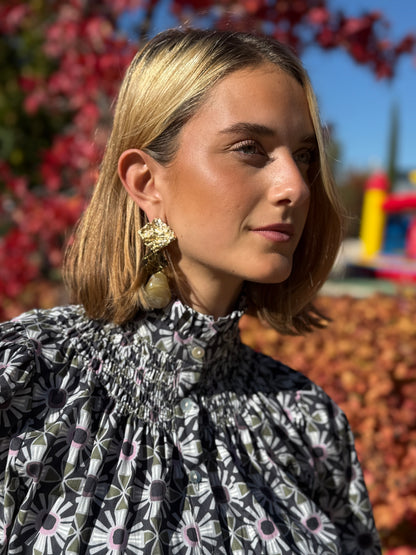 Camisa Agra Flores Gris