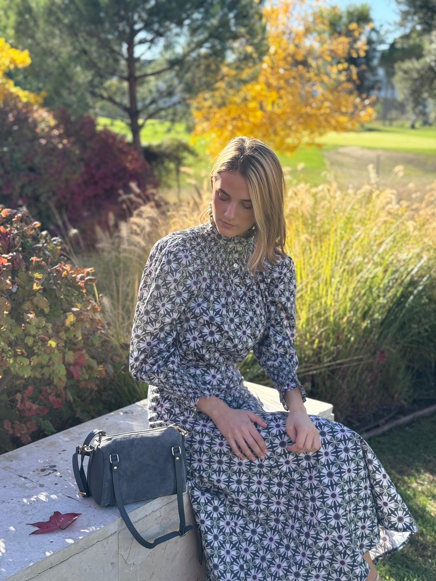 Falda Agra Flores Gris