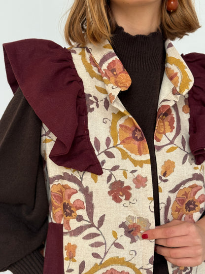 Chaleco 9MÁS5 Flores Burdeos y Mostaza