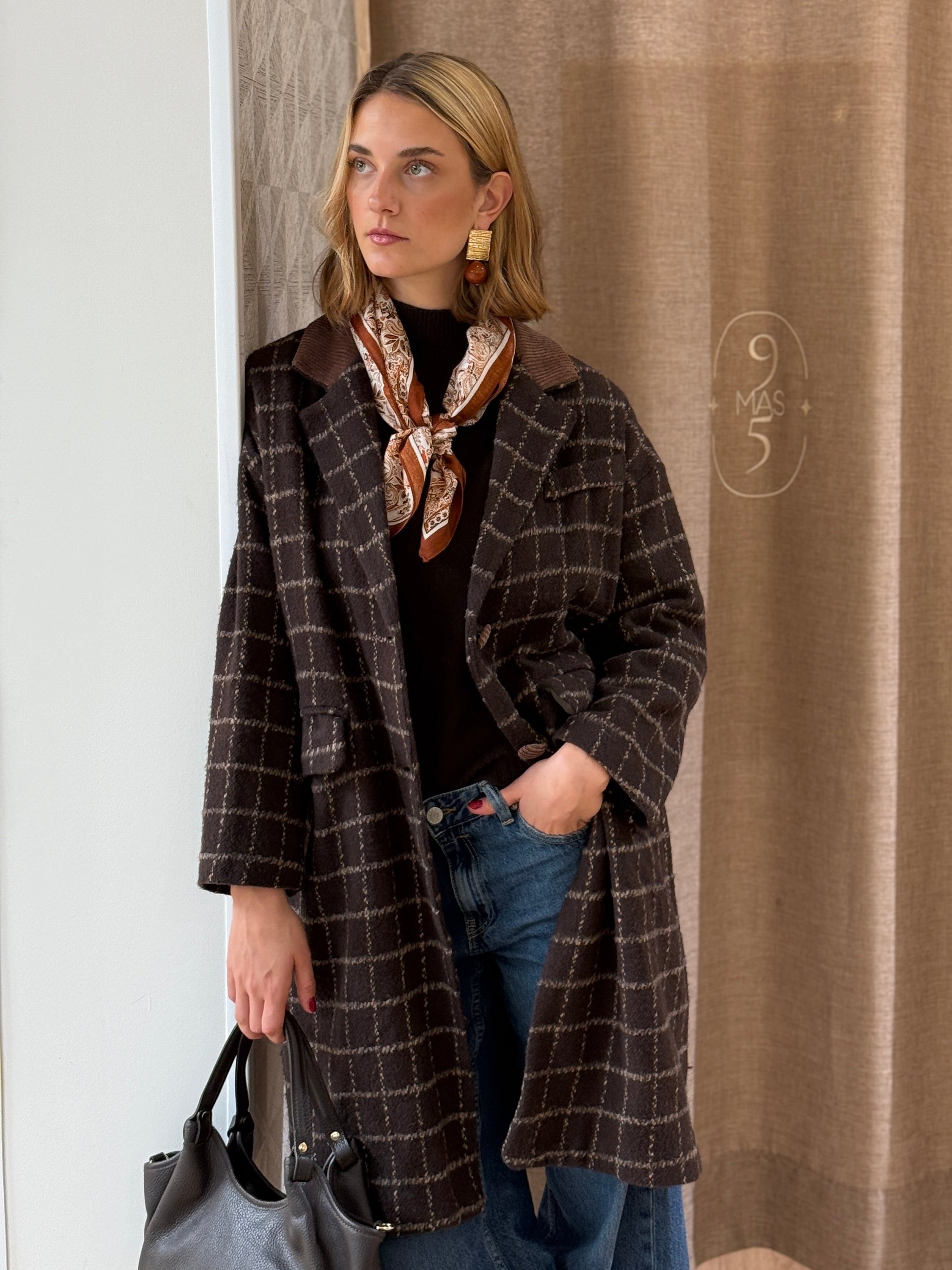 Abrigo Cuadros Marrón