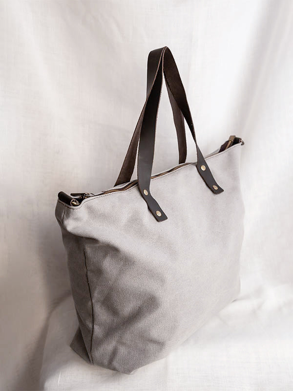 Bolso shopper color gris claro