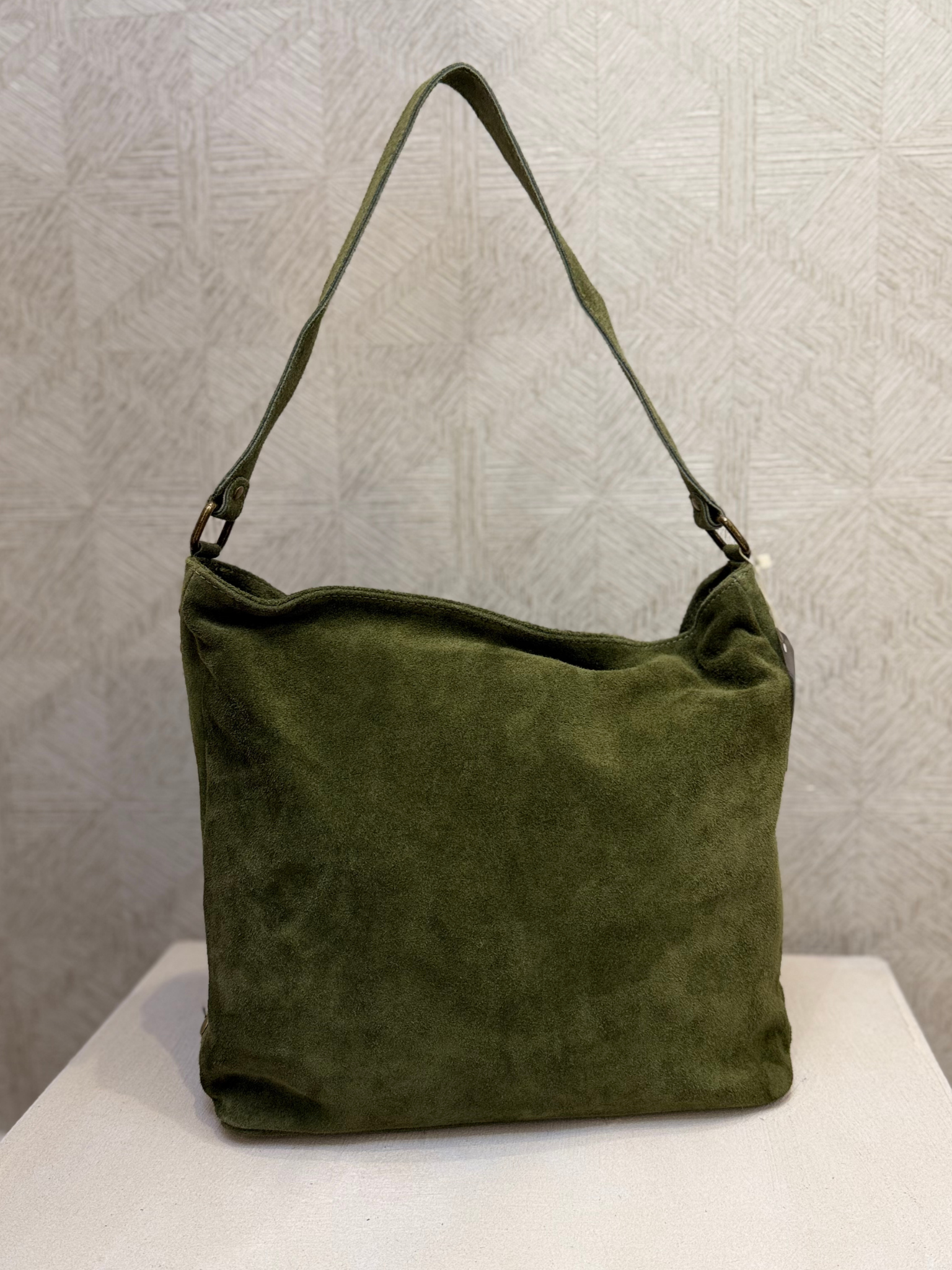 Bolso de serraje color verde